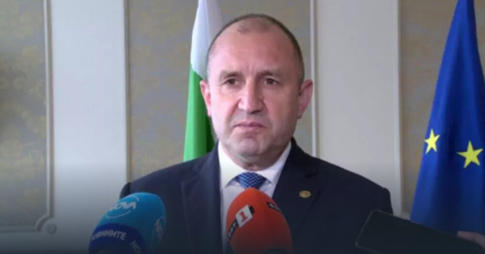 Радев: Ще бъде грешка правителството да изпрати боеприпаси на Украйна