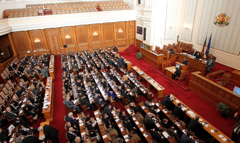 Състав на парламентарните групи в България към Юни 2023 година