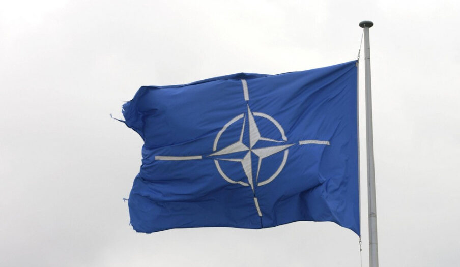 Тръмп нарече "безумна" идеята за присъединяване на Украйна към НАТО