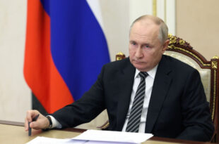 Руският президент Владимир Путин спира войната